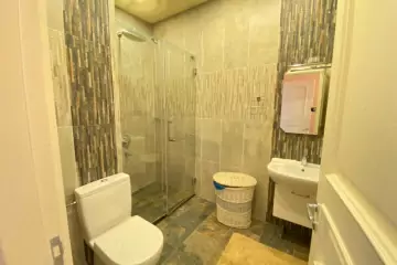 Aylıq Kirayə Yeni Tikili İçərişəhərdə