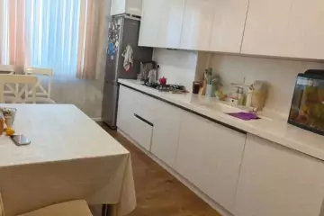 Aylıq Kirayə Köhnə Tikili Heydər əliyev Mərkəzində