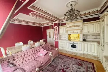 Satılır Yeni Tikili Ağ şəhər Kompleksində