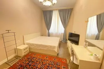 Aylıq Kirayə Yeni Tikili İçərişəhərdə