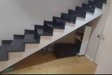 Satılır Həyət Evi Yeni Bakida