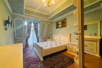 Satılır Yeni Tikili Ağ şəhər Kompleksində
