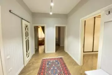 Aylıq Kirayə Yeni Tikili İçərişəhərdə