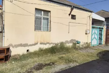 Satılır Həyət Evi Köhnə Coratda