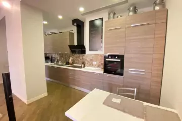 Aylıq Kirayə Yeni Tikili İçərişəhərdə