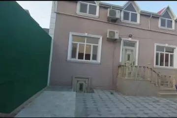 Satılır Həyət Evi Yeni Bakida
