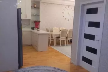 Satılır Yeni Tikili Masazırda