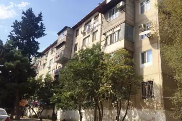 Satılır Köhnə Tikili 3-cü Mikrorayonda