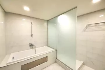 Aylıq Kirayə Yeni Tikili Port Baku Residence'də