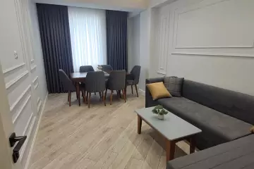 Satılır Yeni Tikili 7-ci Mikrorayonda
