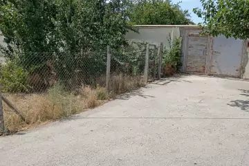 Satılır Həyət Evi Balaxanıda