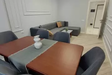 Satılır Yeni Tikili 7-ci Mikrorayonda