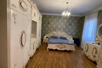Satılır Həyət Evi Bakıxanovda