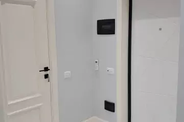 Satılır Yeni Tikili 7-ci Mikrorayonda