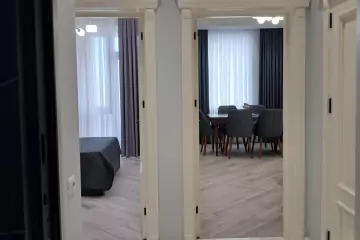 Satılır Yeni Tikili 7-ci Mikrorayonda