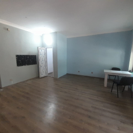 Kirayə Obyekt 1 otaq 30 m², 1 sot  ərazi, 28 May metrosu ətrafı