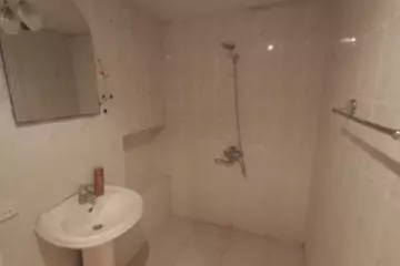 Aylıq Kirayə Köhnə Tikili Elmler Akademiyasıda