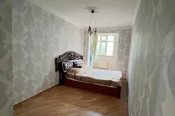 Satılır Köhnə Tikili Biləcəridə