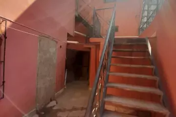 Aylıq Kirayə Həyət Evi Nəsimi Bazarında