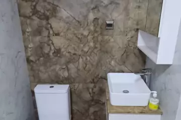 Satılır Yeni Tikili Elmler Akademiyasıda