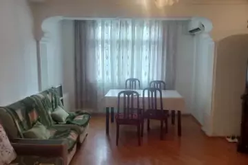 Aylıq Kirayə Köhnə Tikili Elmler Akademiyasıda
