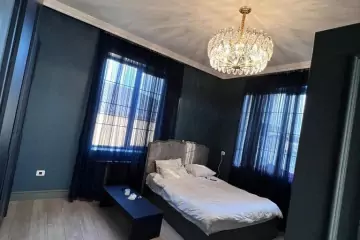 Satılır Bağ Evi şüvəlanda