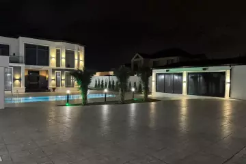 Satılır Bağ Evi şüvəlanda