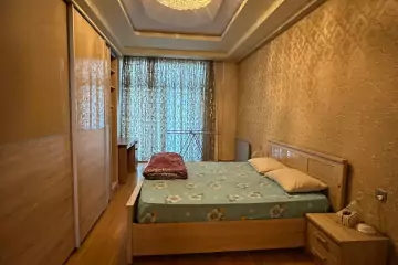 Satılır Yeni Tikili Ağ şəhər Kompleksində