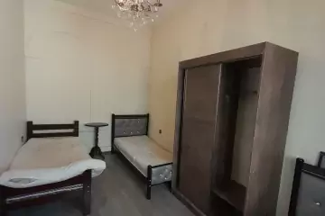 Aylıq Kirayə Həyət Evi Nəsimi Bazarında