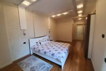 Aylıq Kirayə Yeni Tikili Ağ şəhər Kompleksində