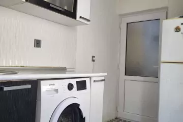 Satılır Həyət Evi 6-cı Mikrorayonda