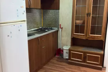 Aylıq Kirayə Köhnə Tikili Grand Hayatda