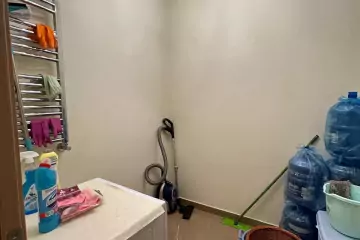 Satılır Yeni Tikili Ağ şəhər Kompleksində