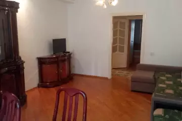 Aylıq Kirayə Köhnə Tikili Elmler Akademiyasıda