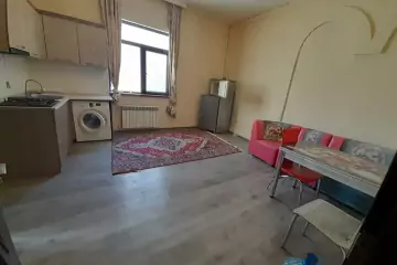 Aylıq Kirayə Həyət Evi Nəsimi Bazarında
