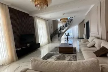 Satılır Bağ Evi şüvəlanda