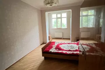 Satılır Köhnə Tikili Biləcəridə