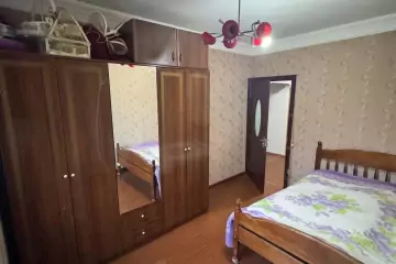 Satılır Köhnə Tikili Bakı Kinoteatrıda