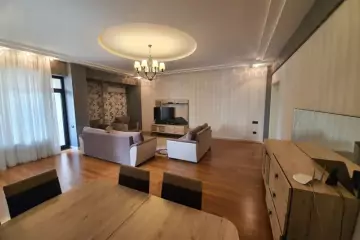 Aylıq Kirayə Yeni Tikili Ağ şəhər Kompleksində