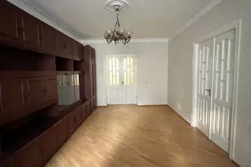 Satılır Köhnə Tikili Biləcəridə