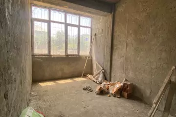 Satılır Yeni Tikili Masazırda