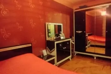 Satılır Köhnə Tikili Yasamalda