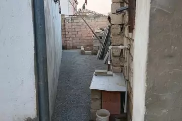 Satılır Həyət Evi Bakıda