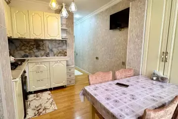 Satılır Köhnə Tikili Yeni Yasamalda