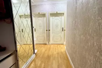 Satılır Köhnə Tikili Yeni Yasamalda