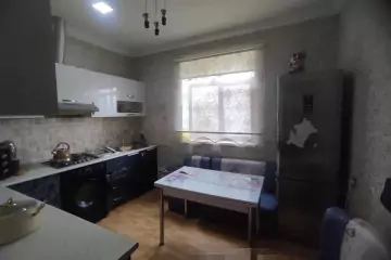 Satılır Həyət Evi Balaxanıda