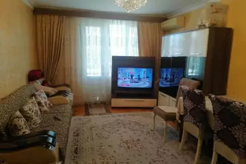 Satılır Köhnə Tikili Beşmərtəbədə 