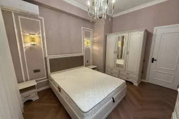 Aylıq Kirayə Yeni Tikili 28 May Metrosu ətrafında