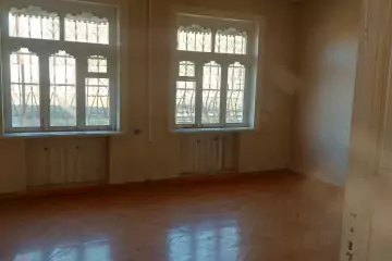 Satılır Həyət Evi Daş Körpüsündə