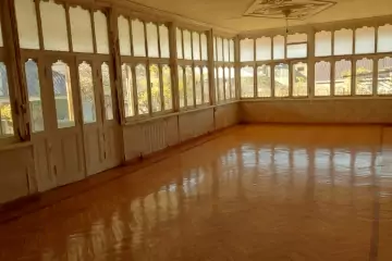Satılır Həyət Evi Daş Körpüsündə